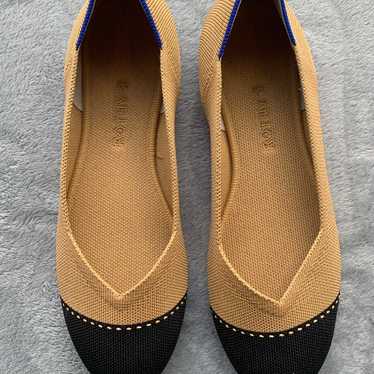 Rothy's Point Flat 10.5 Neutral authentic cap toe