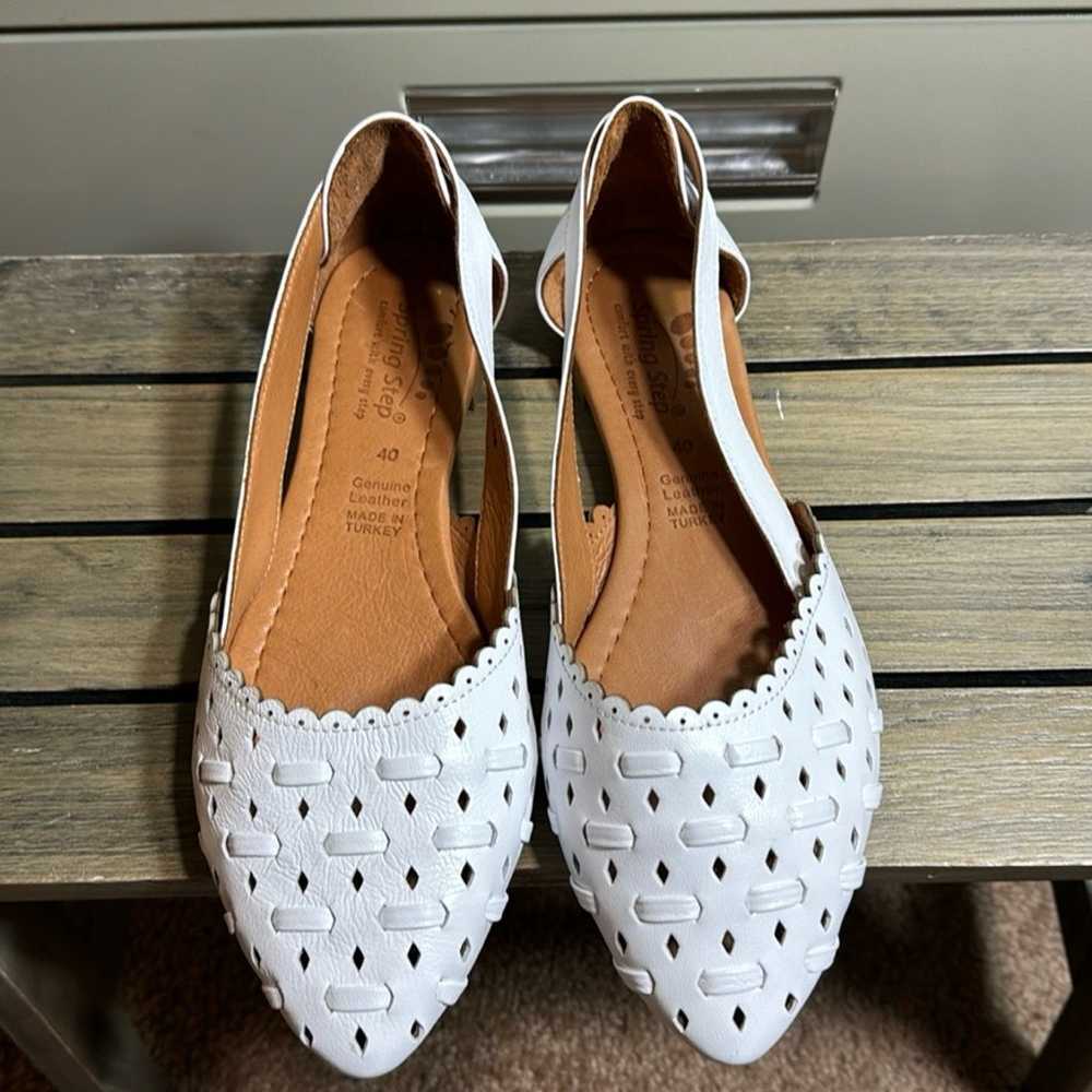 Spring Step Delorse Leather White Pointy Toe Flat… - image 1