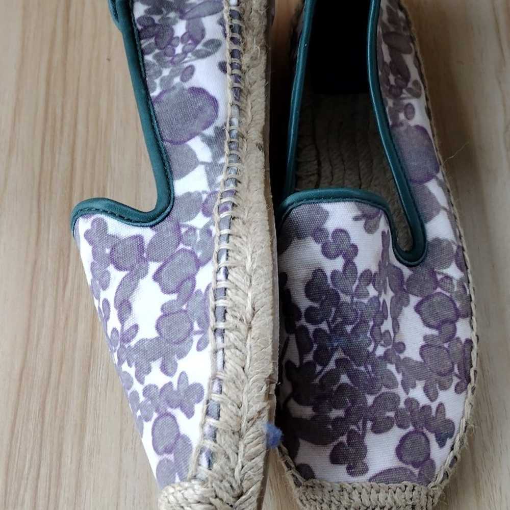 Tory Burch Floral Print Espadrille Flats Size 7 F… - image 4
