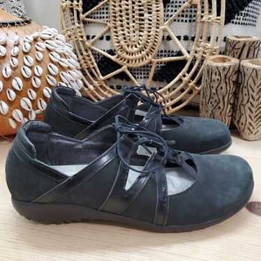Naot Koru Timu Mary Jane Shoes Flats Suede Laces B
