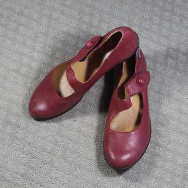 Mephisto Red Leather Flats