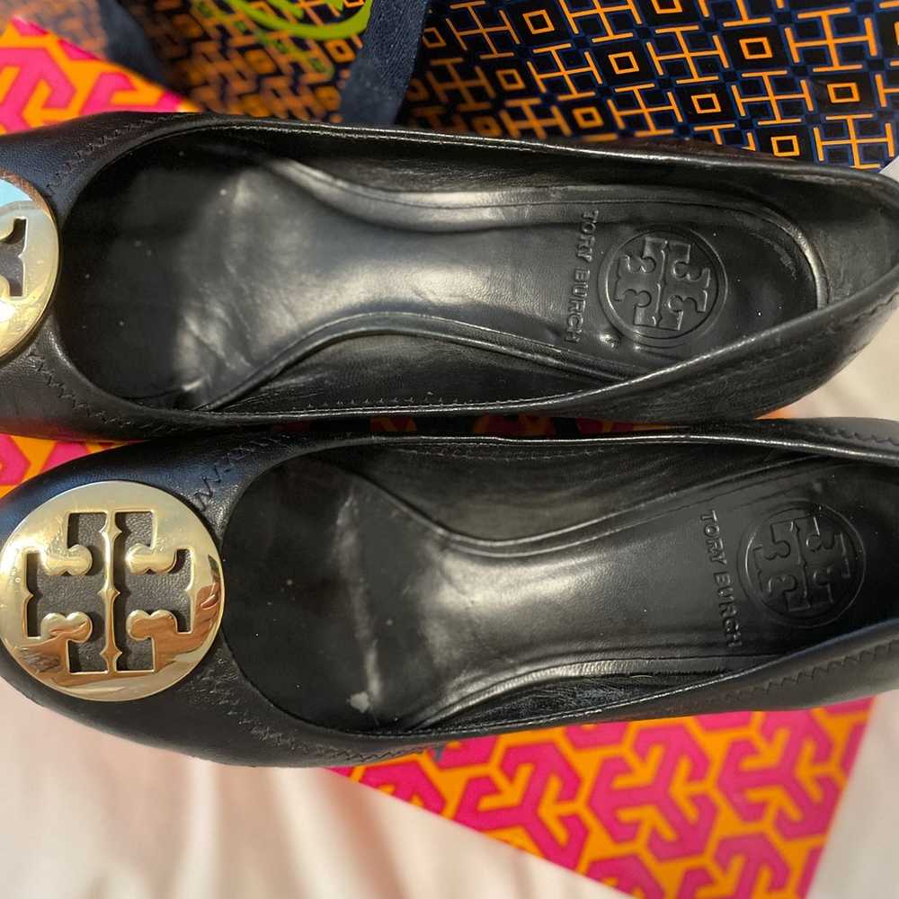 Tory Burch Leather Amy Pump black 6.5 - image 4