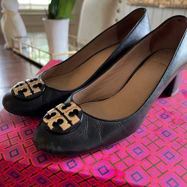 Tory Burch Logo heel black leather 8 - image 1