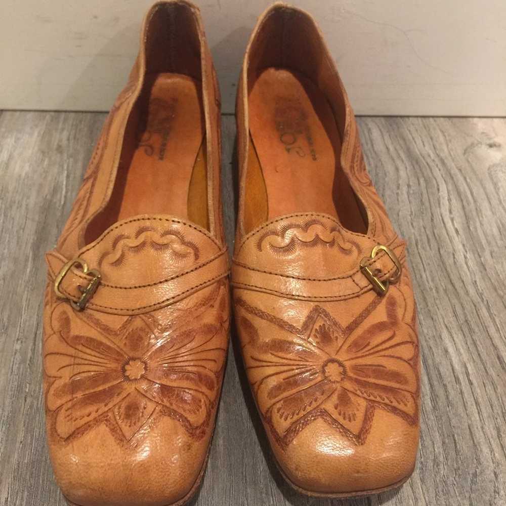 1950's Hand Made Hand Tooled Tan Leather - image 2