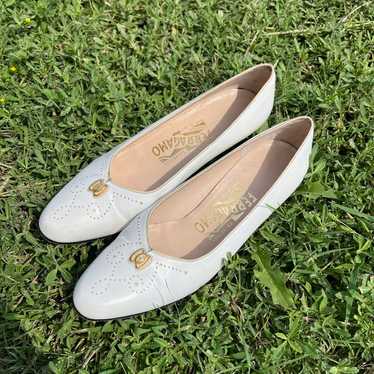 Salvatore Ferragamo Vintage Flats | White | Women’