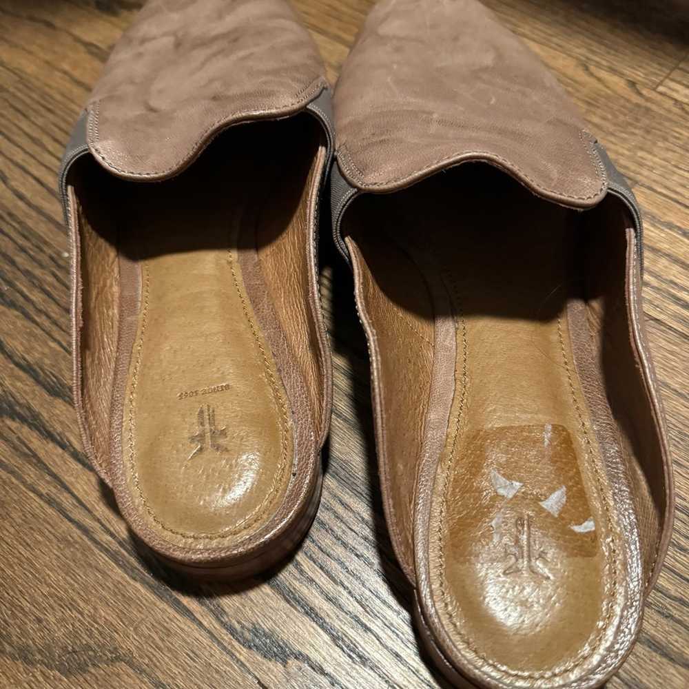 Distressed Leather Frye Flats Size 10 - image 3