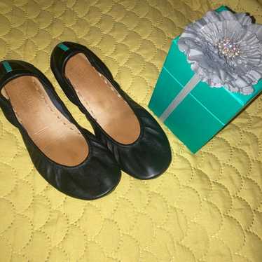 Tieks - image 1