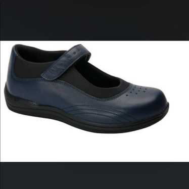 DREW 8 active black shoes - image 1