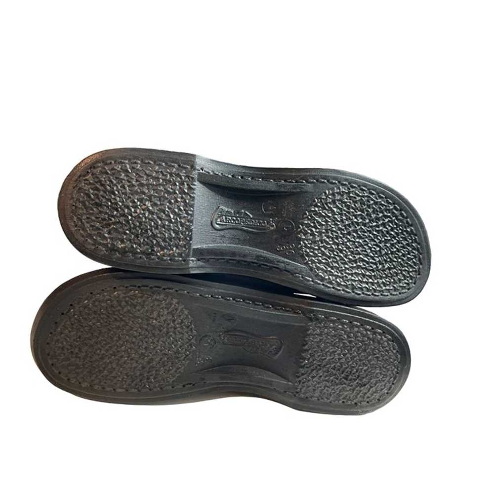 Arcopedico Black Leather Queen Shoe - image 5