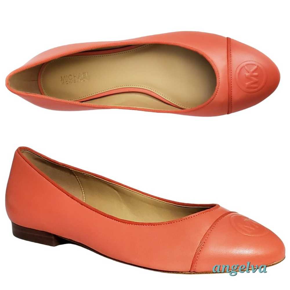 dylyn logo leather ballet flat