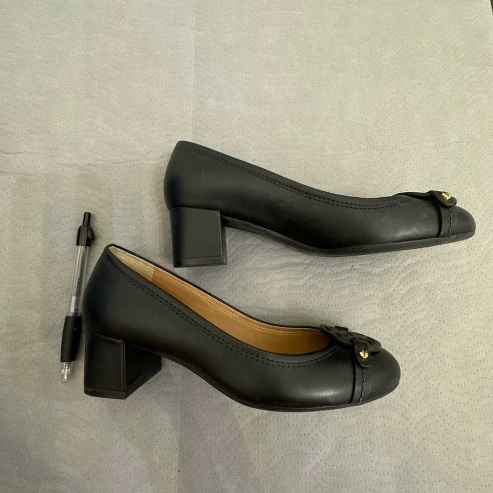 Tory Burch low heel black leather pumps size 6 - image 2