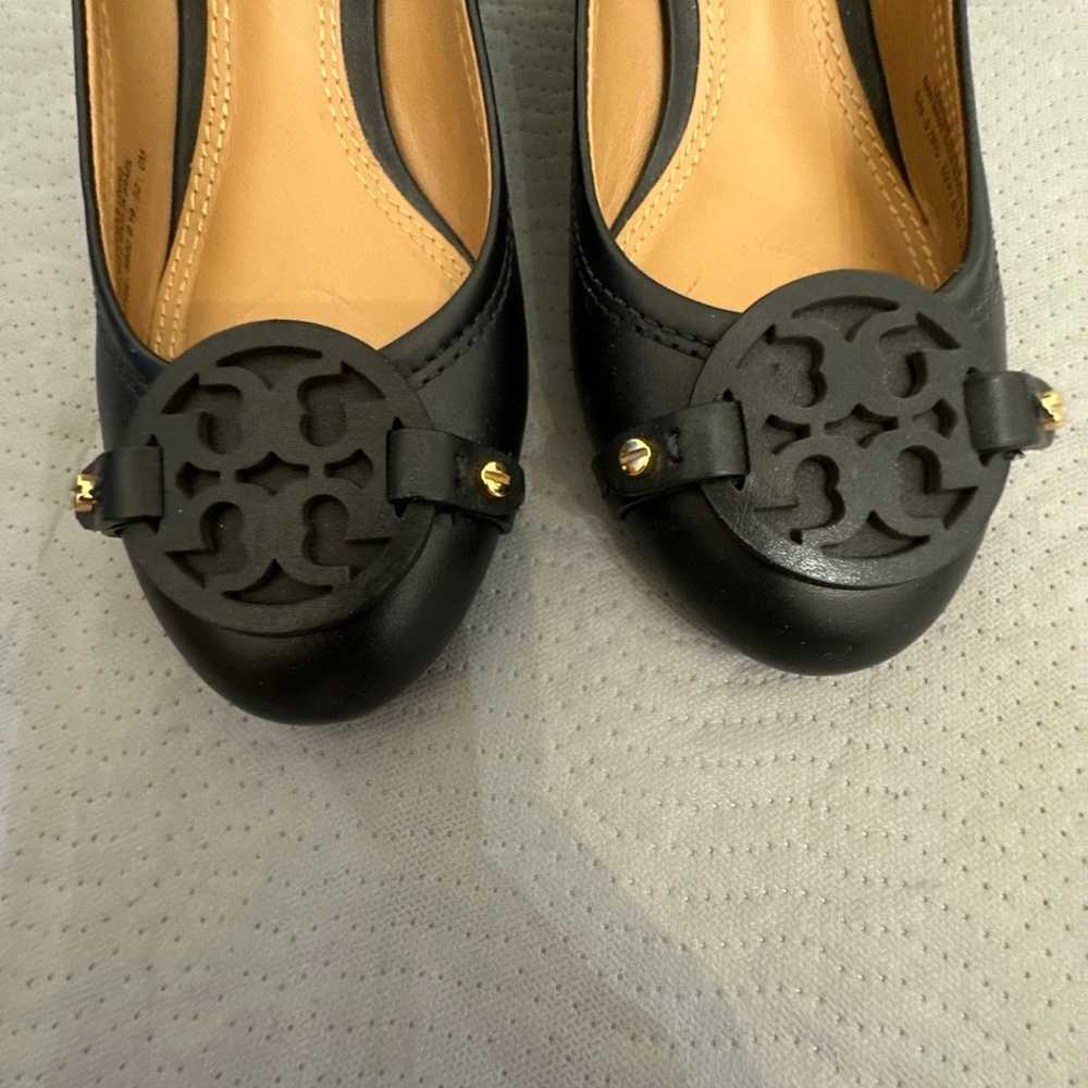 Tory Burch low heel black leather pumps size 6 - image 4