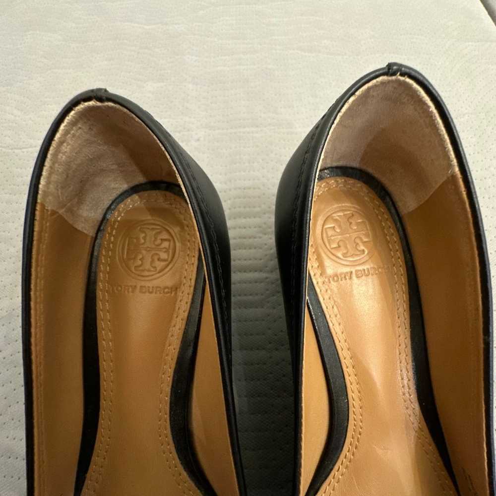 Tory Burch low heel black leather pumps size 6 - image 5