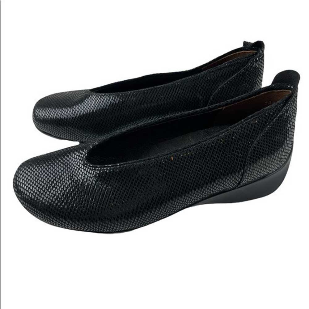 New!  Womens Wolky Ballet Shoe Black Reptile Shim… - image 1