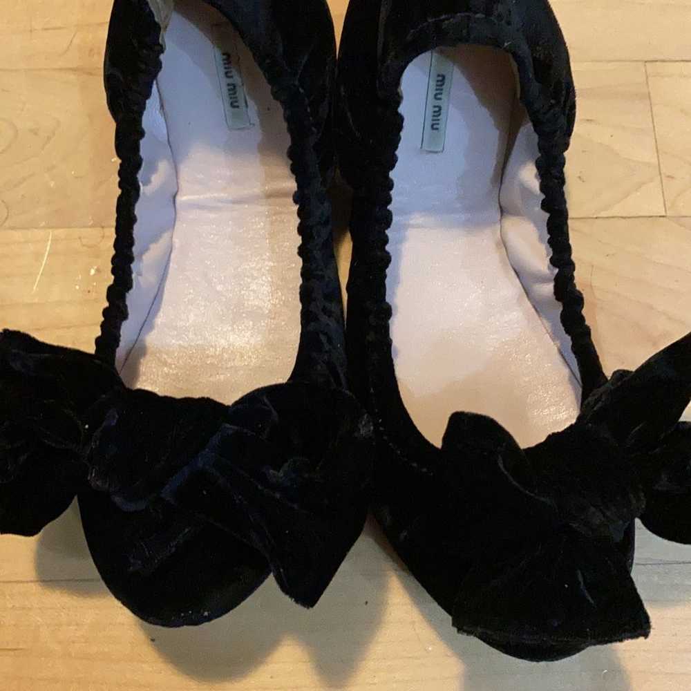 Miu Miu velvet bow ballet flats - image 2