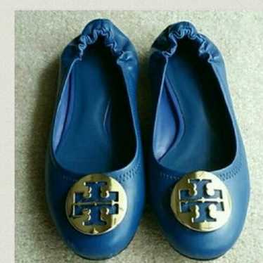 Size 9 authentic Tory Burch flats - image 1