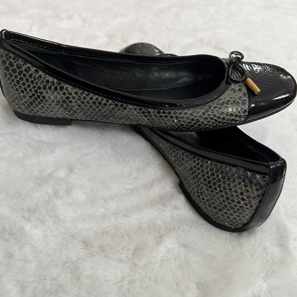 Tory Burch Snakeskin and Leather Flats - image 3