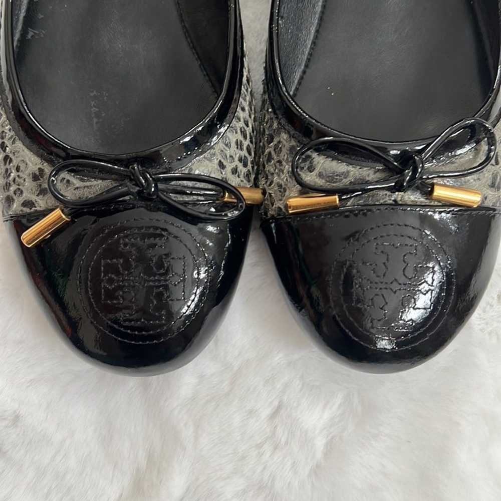 Tory Burch Snakeskin and Leather Flats - image 9