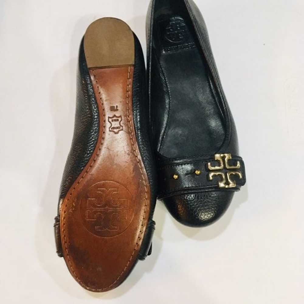 Tory Burch Black Leather Flats Sz 7 - image 2