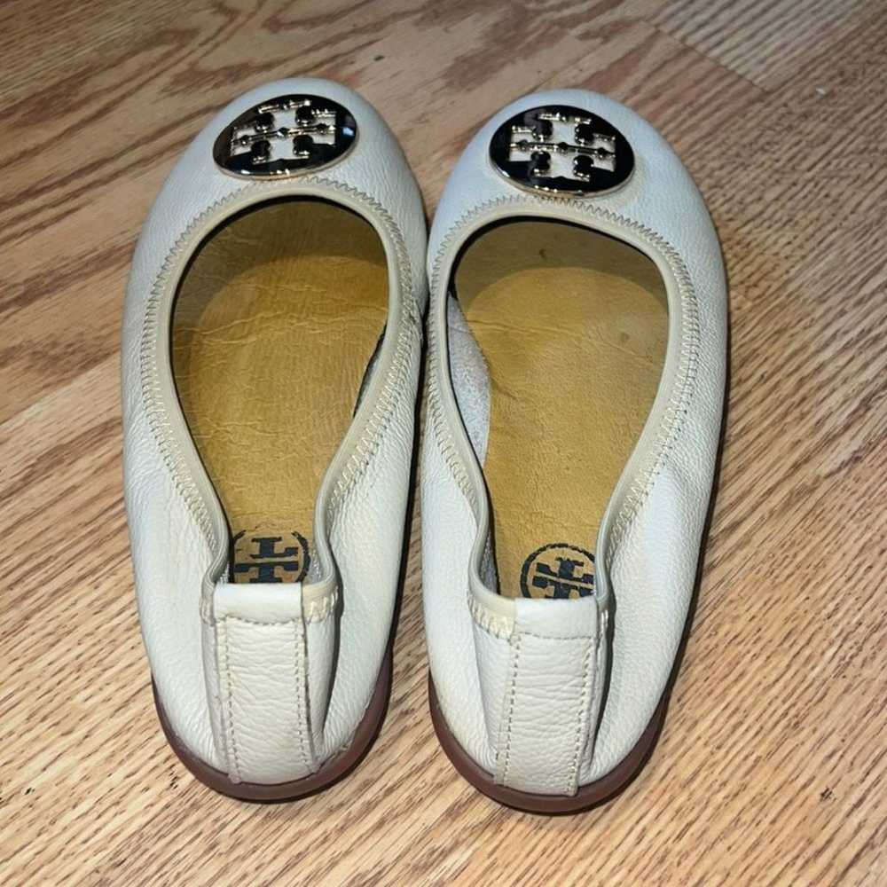off white / cream leather Tory Burch ballet flats… - image 3