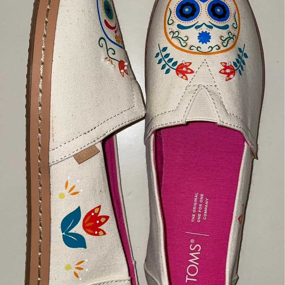 NWOT TOMS Alparagata Natural Day Of The Dead Prin… - image 6