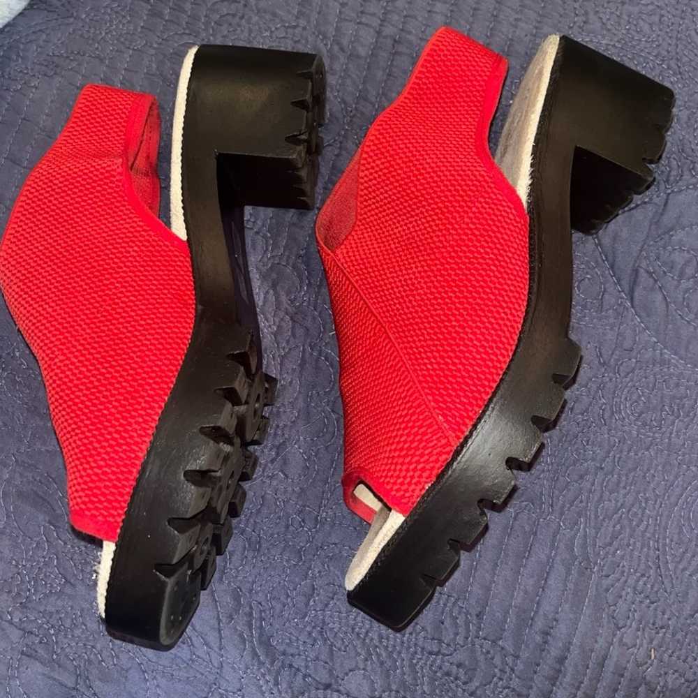 Charleston Shoe Company Red Canvas heeled sandals… - image 5