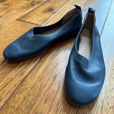 Everlane | Navy blue slip on loafers / ballet sho… - image 1