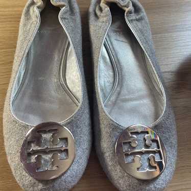 TORY BURCH LIMITED EDITION GRAY WOOL REVA BALLET … - image 1