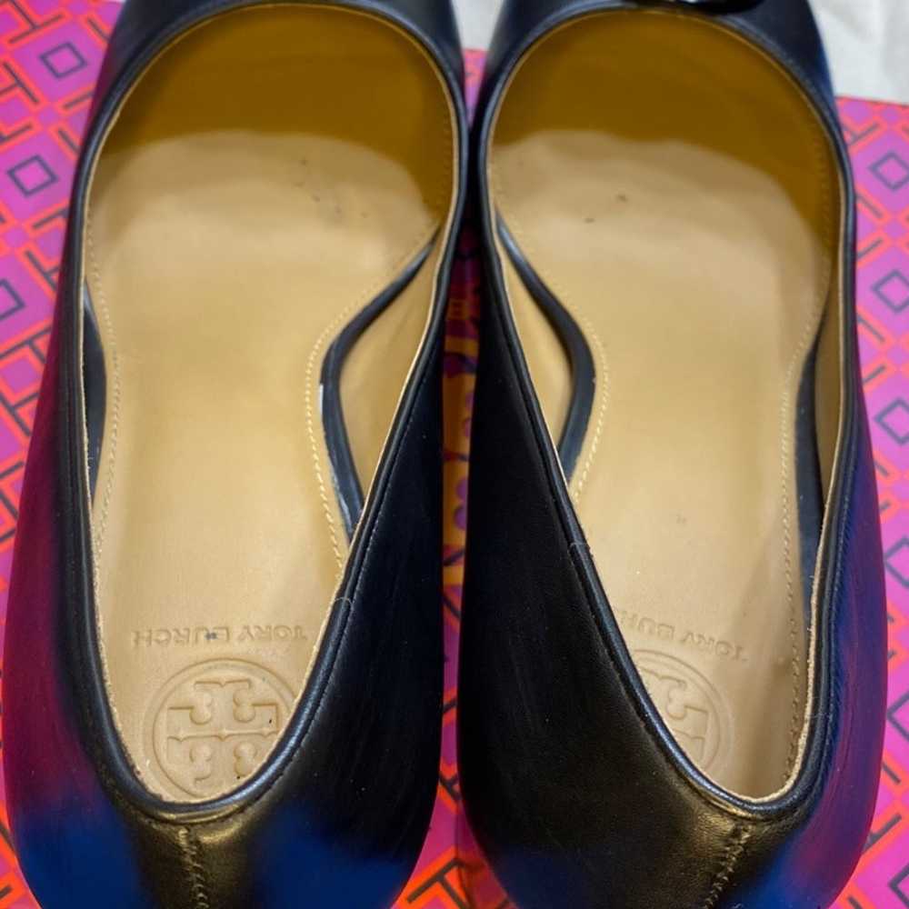 Tory Burch Claire Pump in Black - image 2