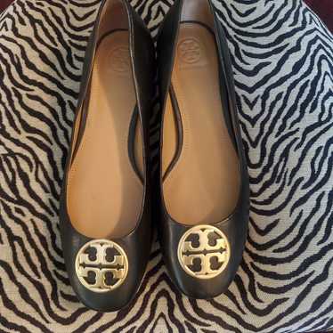 Tory Burch classic 1/2 inch pump 8 1/2 u.s size - image 1