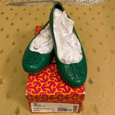 TORY BURCH Melinda Flats, Emerald Green (“Vinyard”