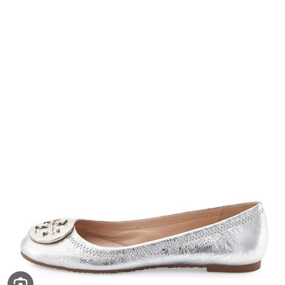 Tory Burch Reva Metallic Ballet Flat, Palladium (… - image 2