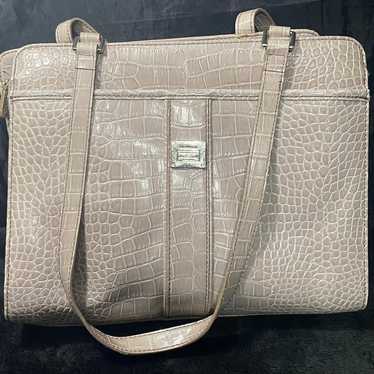 Vintage Liz Claiborne Crocodile Faux Leather Tan … - image 1