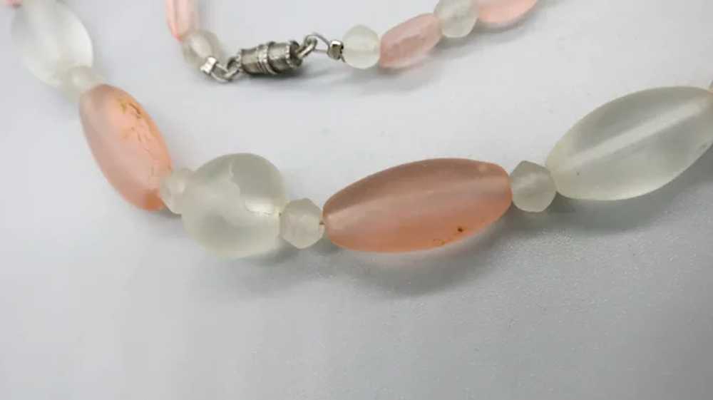 VINTAGE  Satin Glass  22 Inch Necklace  Pretty in… - image 5