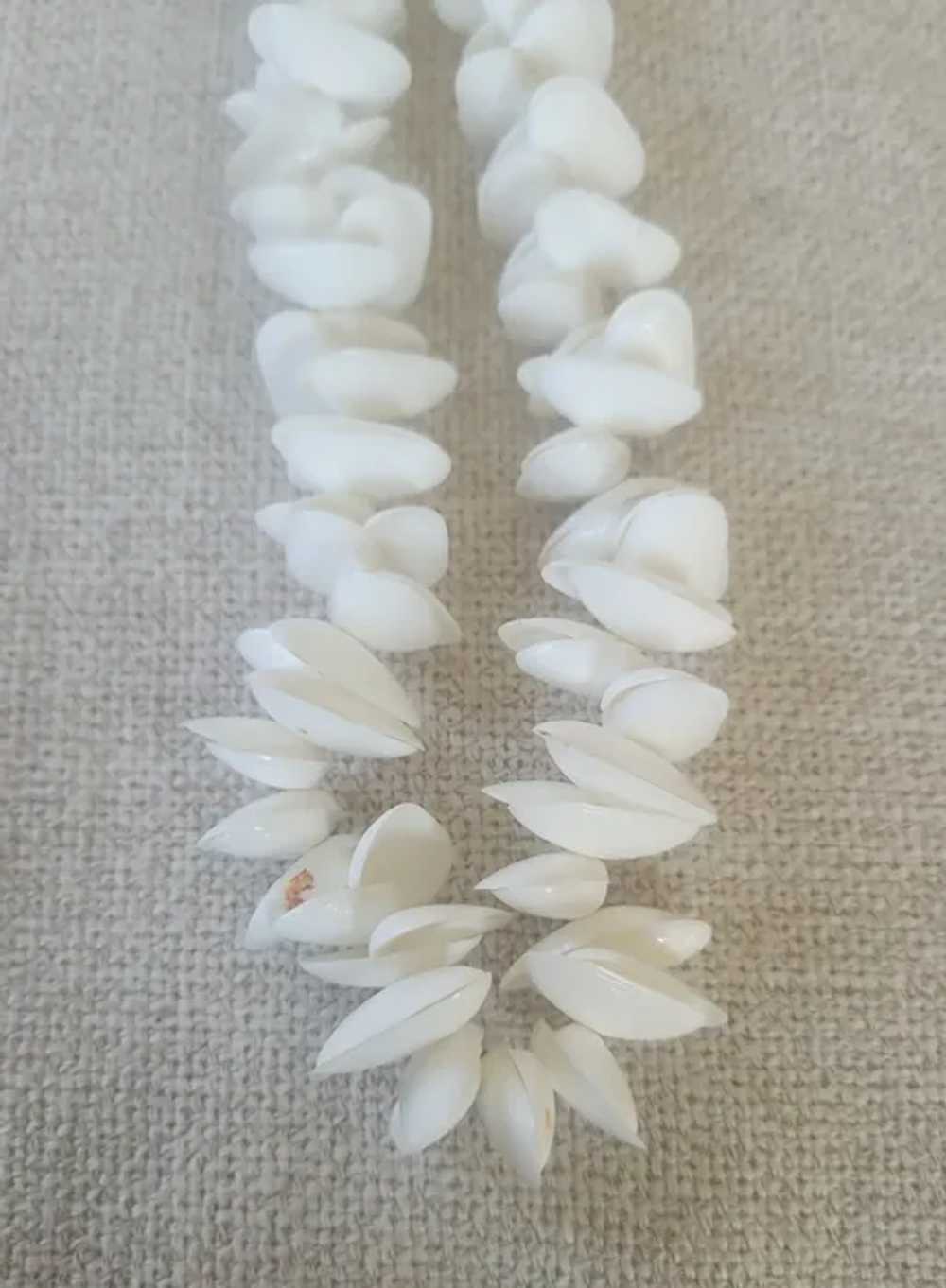 Miriam Haskell White Shell Necklace Beaded Clasp - image 5