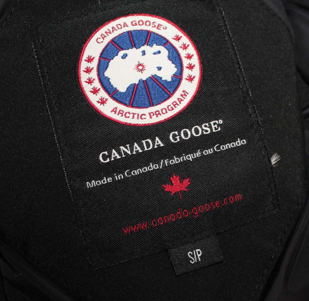 Canada Goose Canada Goose Trillium Parka, fur hoo… - image 6