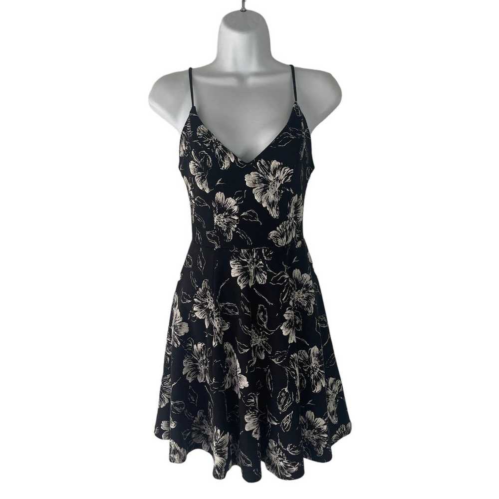 Aqua Size XS Black White Floral Mini Dress - image 1