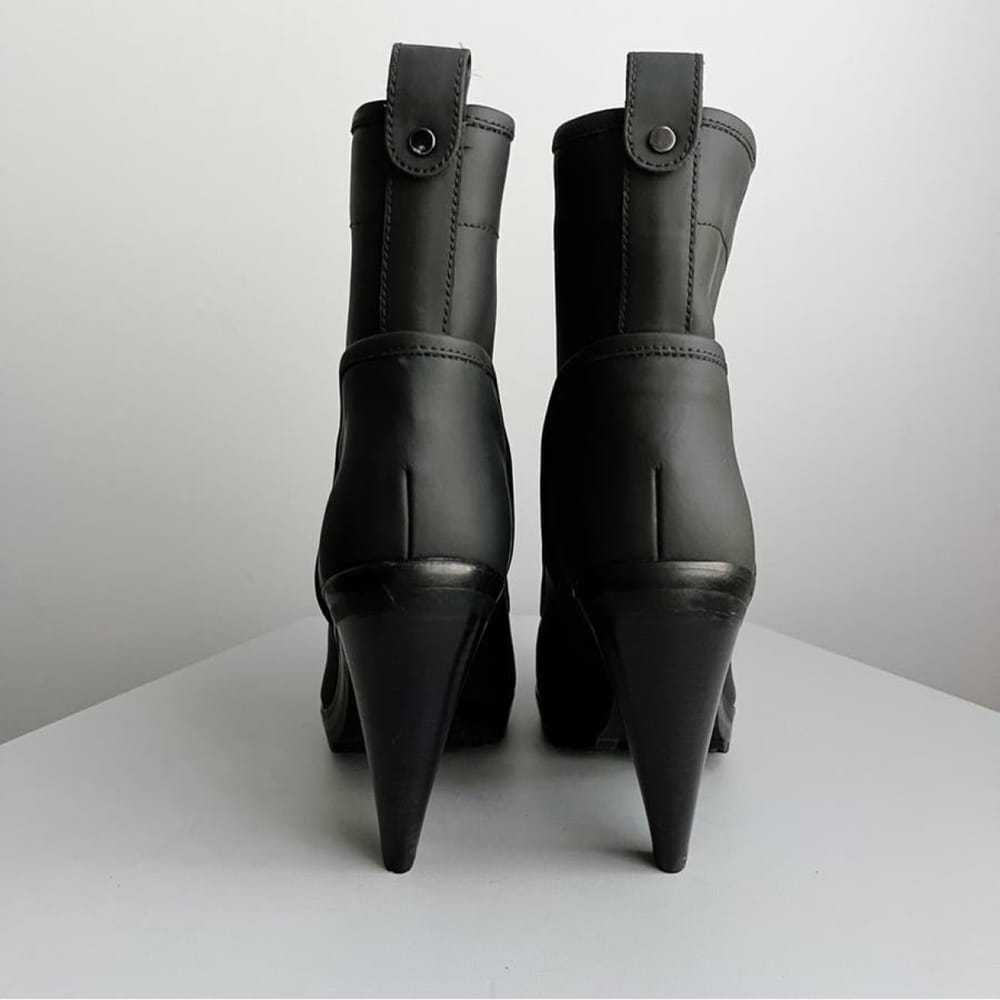 Veronica Beard Leather boots - image 3