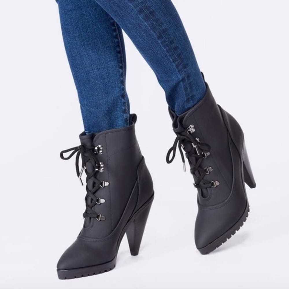 Veronica Beard Leather boots - image 5